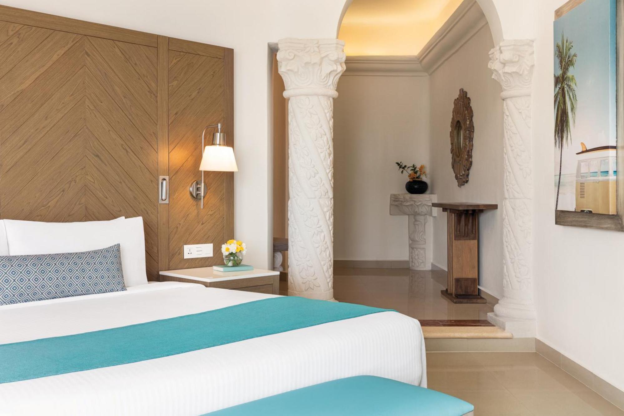Panama Jack Resort 4*